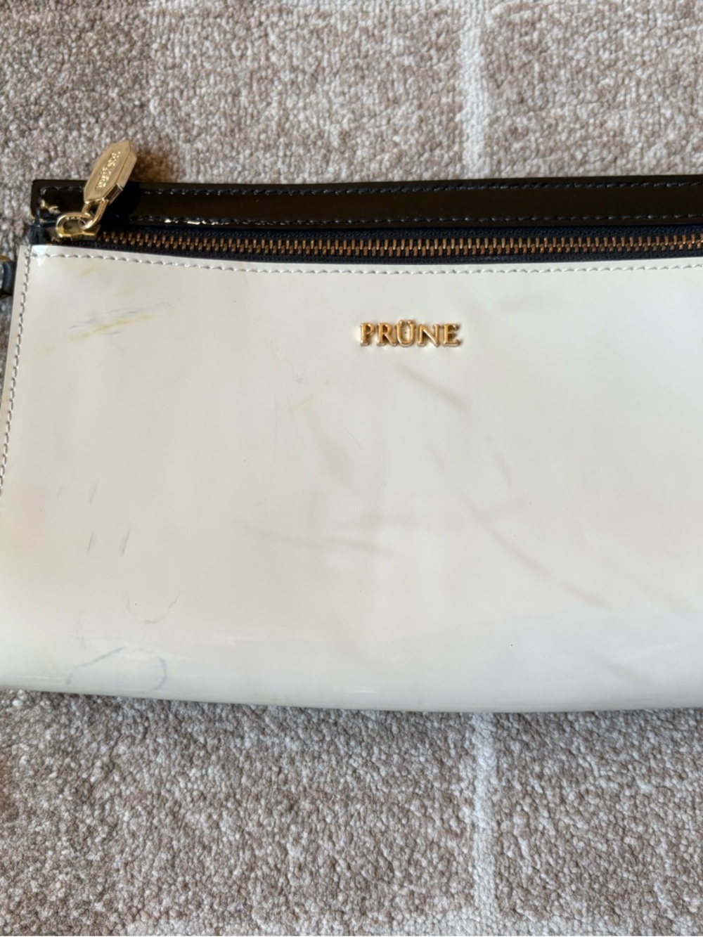 Prüne White and Black Patent Bovine Leather Wristlet Clutch Pouch